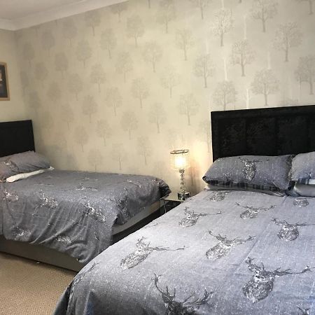 Campfield House Bed and Breakfast Fort William Exteriör bild