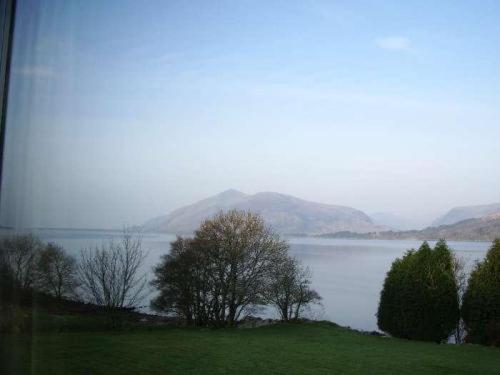 Campfield House Bed and Breakfast Fort William Exteriör bild